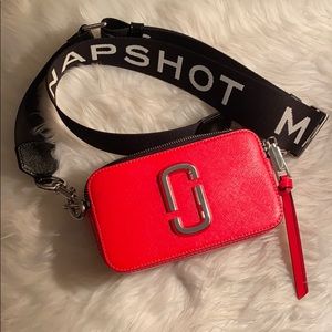 Marc Jacobs Hot Pink Snapshot Bag